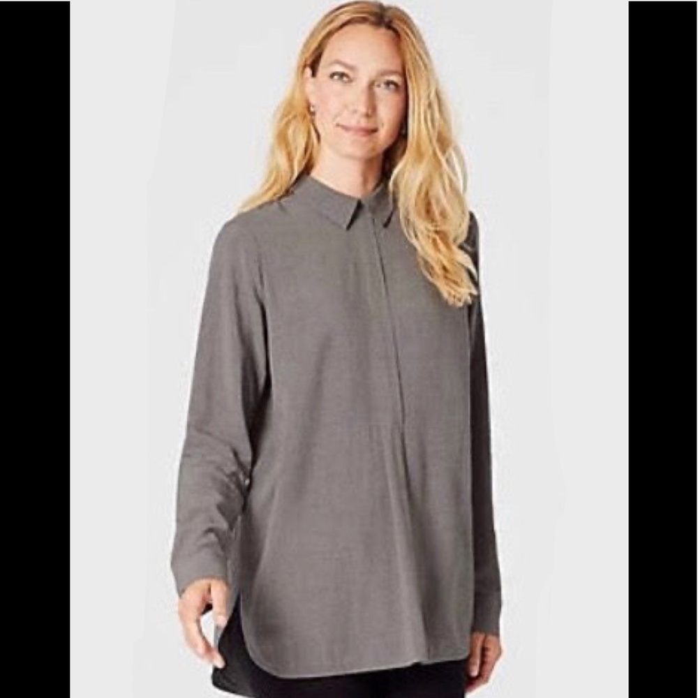 J Jill Buttons at back shirt in Dark Gray
